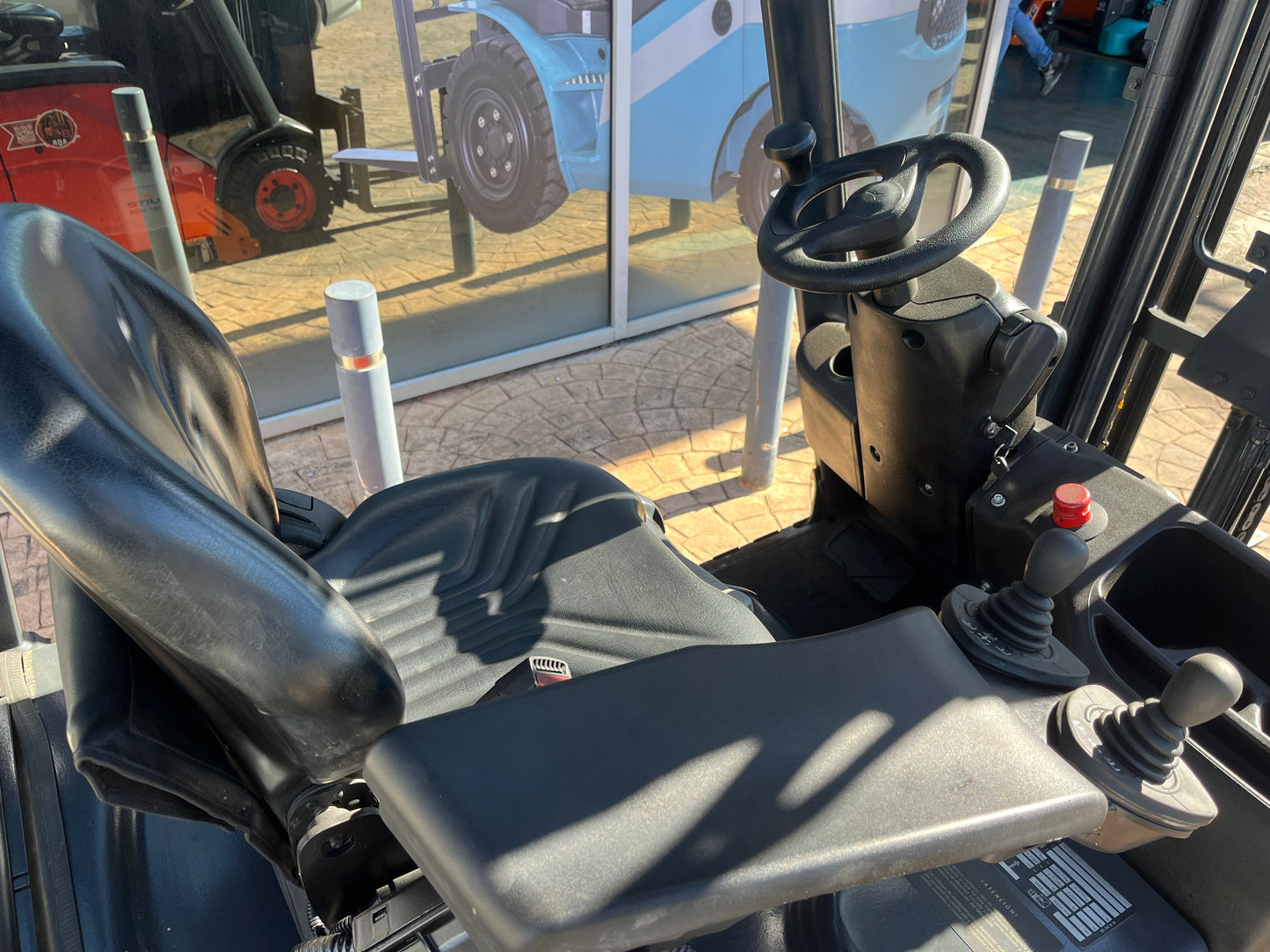 Carretilla Elevadora Linde E16C-01