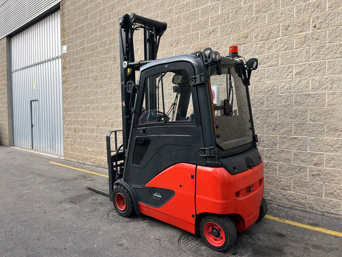 Carretilla Elevadora Linde E20PH-02 con Posicionador