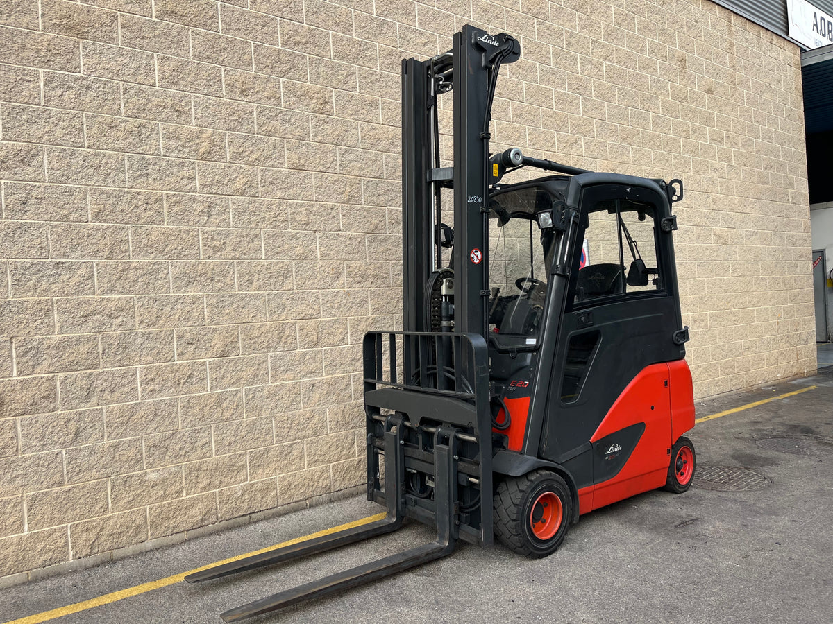 Carretilla Elevadora Linde E20PH-02 con Posicionador