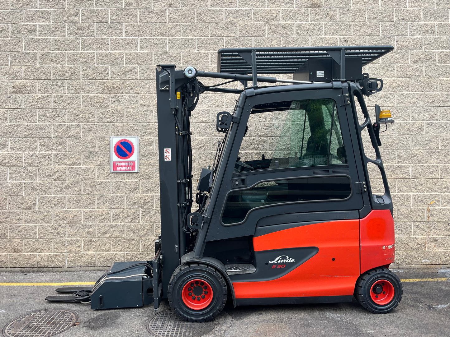 Carretilla Elevadora Linde E30HL-01/600 con Cámara