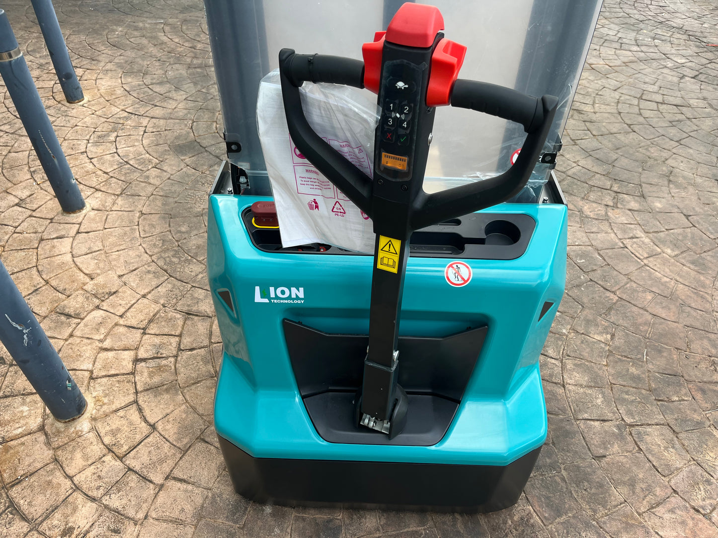 Apilador Eléctrico Baoli KBSI 12