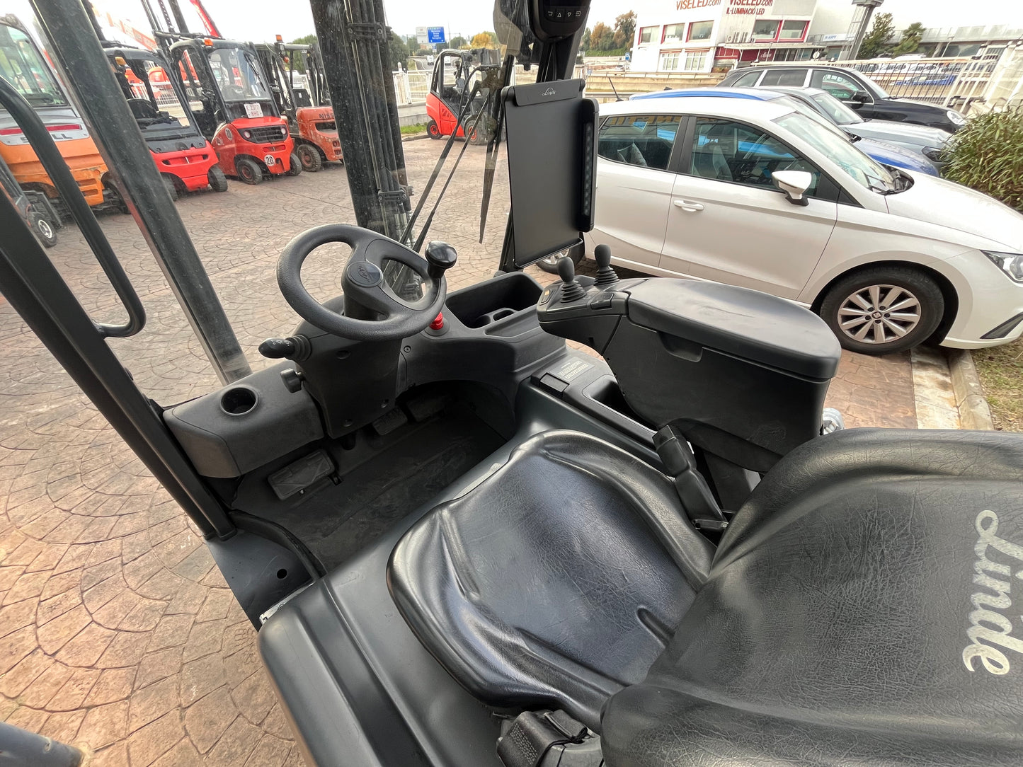 Linde E25-01 Registered Forklift