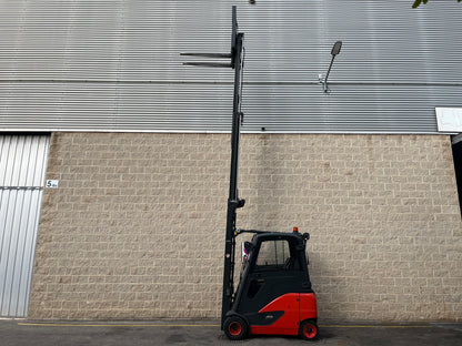Carretilla Elevadora Linde E20PH-02 con Posicionador