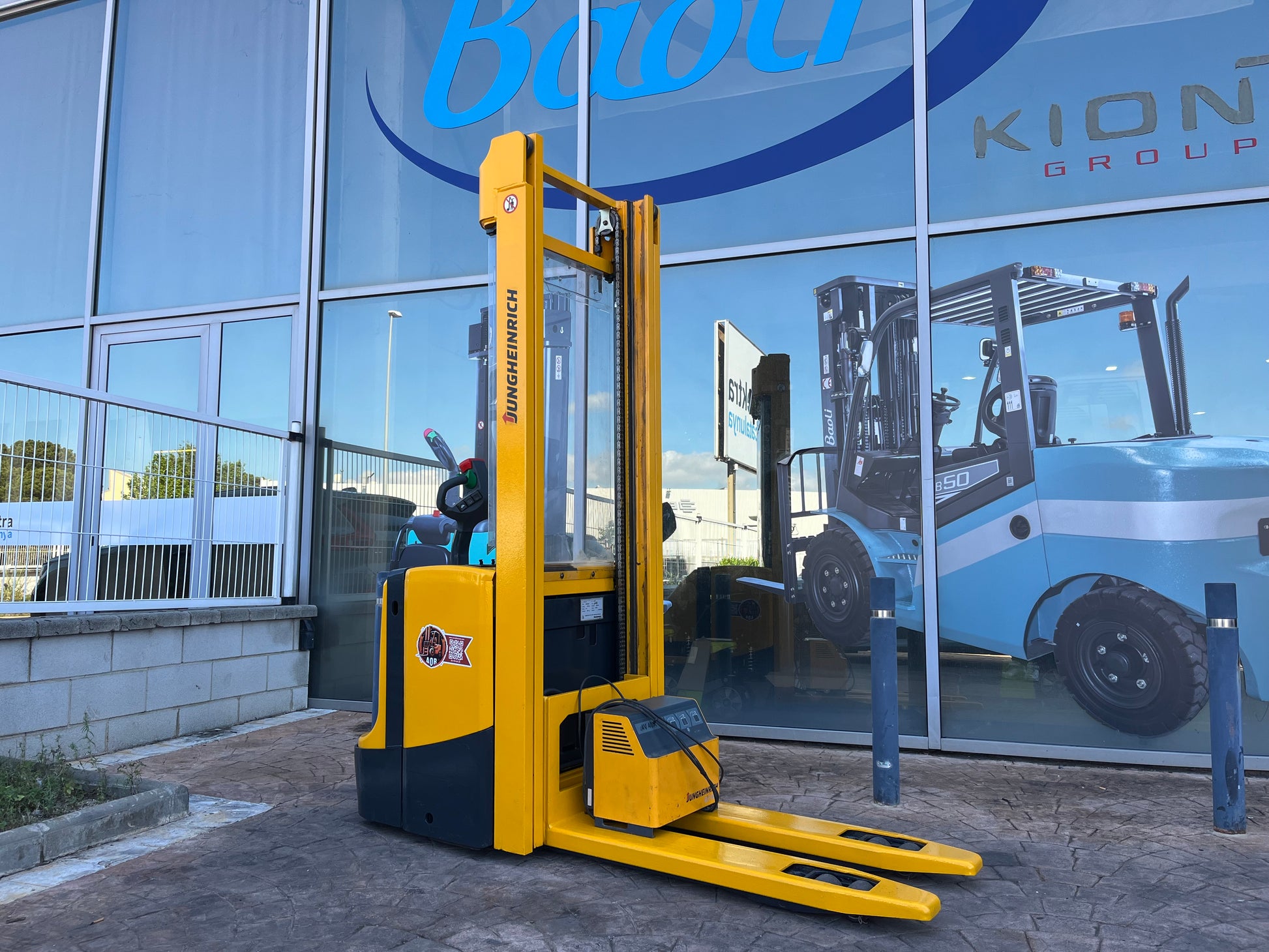 apilador eléctrico jugheinrich ejc z14
